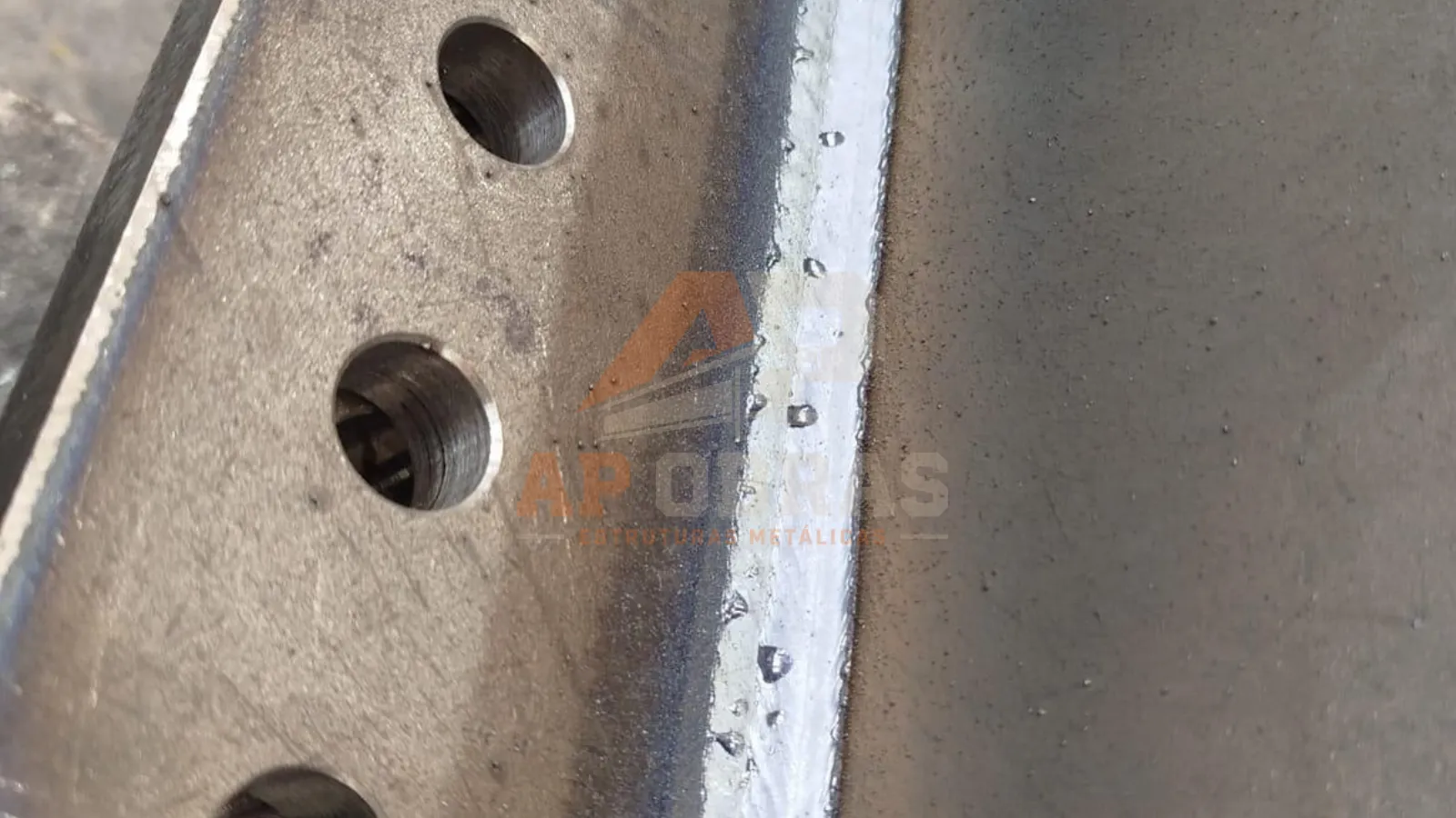 Soldadura — Soldadura de Precisão project by AP OBRAS, Lda